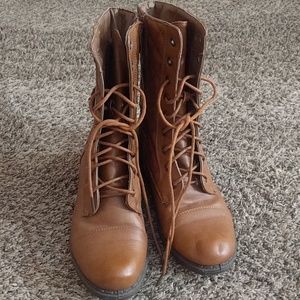 Brown boots